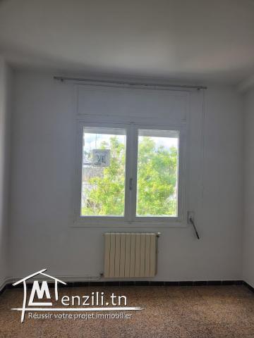 Appartement à borj Baccouche