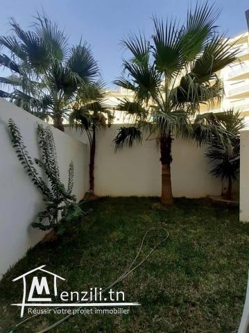 Appartement s+1 avec deux jardin résidence hôtelier avec piscine