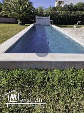 une villa s3 à gammarth avec piscine
