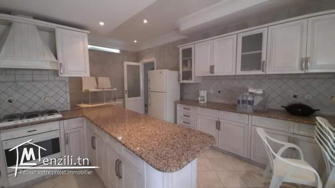 villa avec piscine pour la location estivale