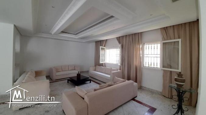 villa avec piscine pour la location estivale