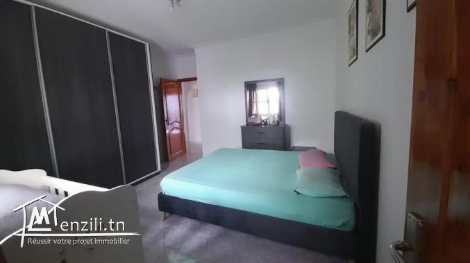 Villa en s+3 avec piscine avec une agréable vue sur le montagne