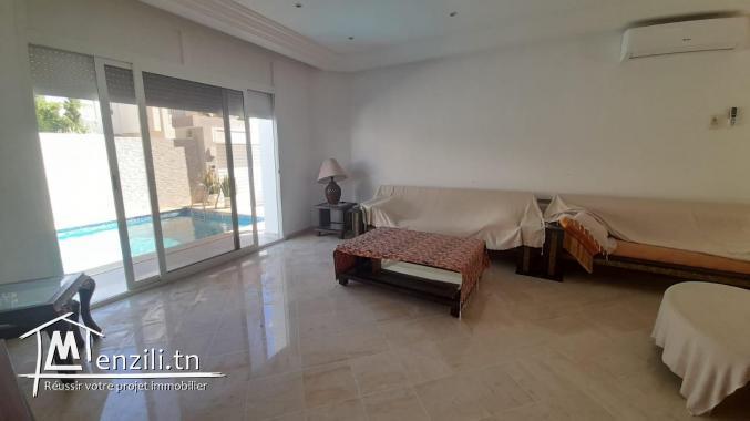 a vendre villa avec piscine s+4