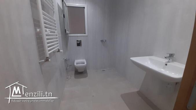 A vendre appartement S+2 de 100m². À Hammamet Mrezgua