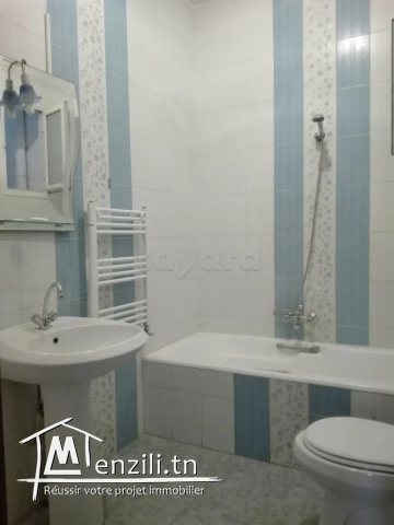 Etage de villa S+3 à louer au Kram