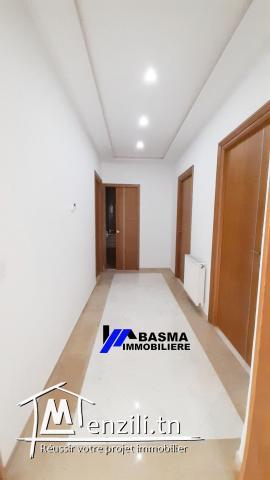 Un appartement s+3 à vendre situé à Garanemssa