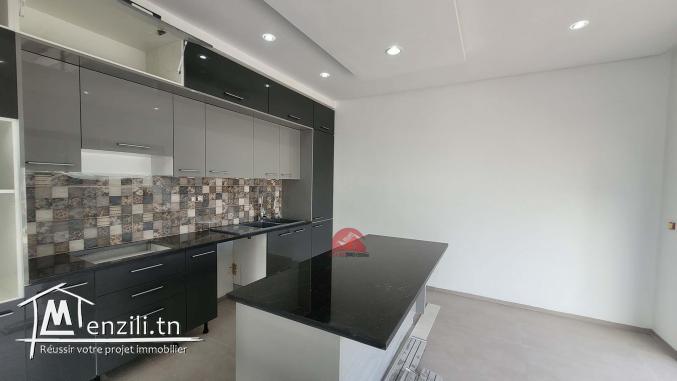 VILLA AVEC PISCINE ZU À DJERBA MIDOUN - RÉF V683