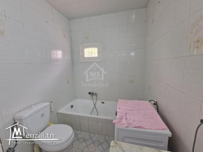 Maison S+2 avec jardin à vendre à Hammamet 51355351