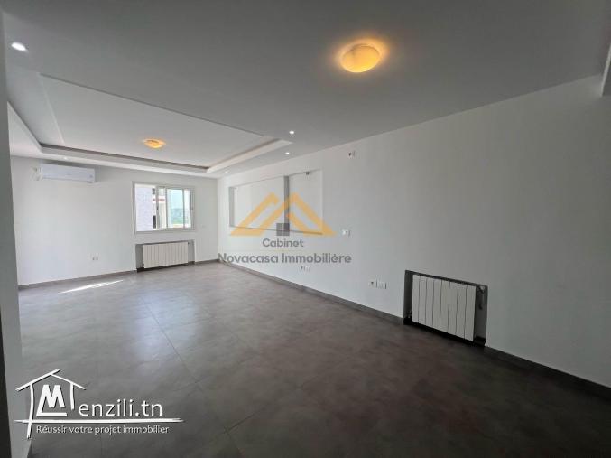 À Louer : Superbe Appartement S+2 avec Vue Mer – Chott Mariem ????