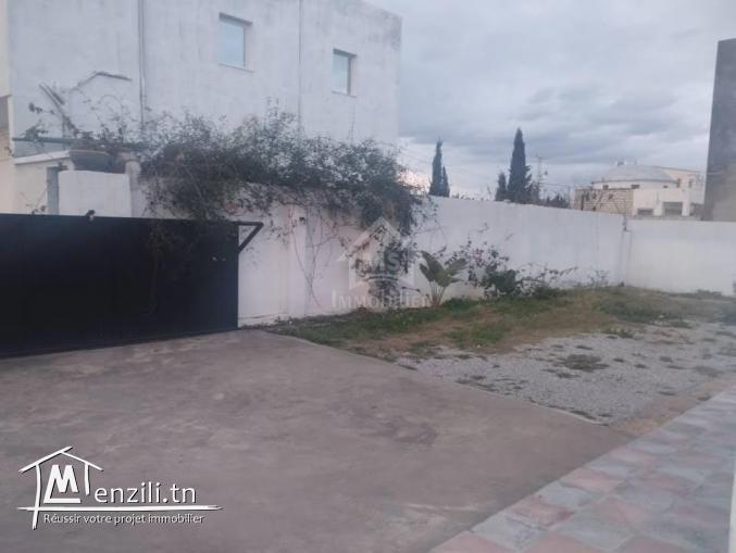 2 étages de villa indépendans à Hammamet Sud à vendre 51355351