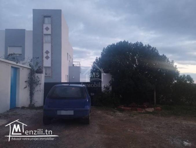 2 étages de villa indépendans à Hammamet Sud à vendre 51355351