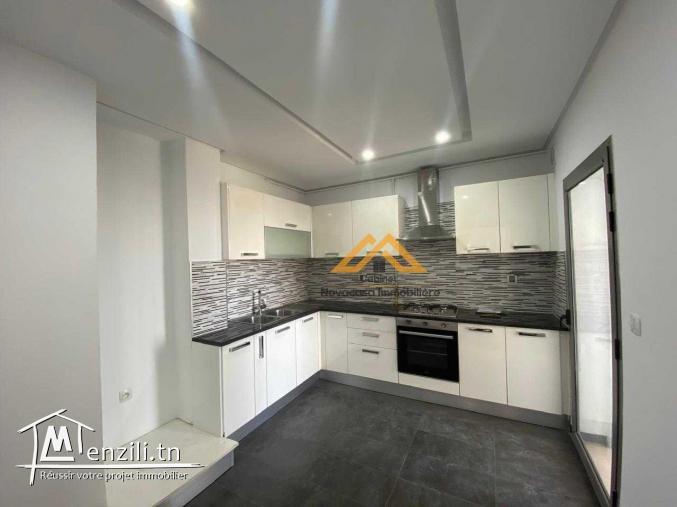 À louer : Appartement S+2 de bon standing