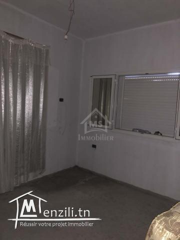 Maison S+2 avec 3 garages à vendre à Korba 51355351