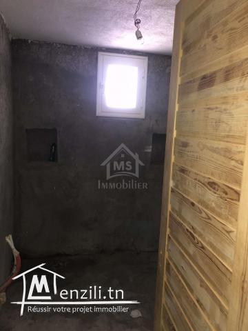 Maison S+2 avec 3 garages à vendre à Korba 51355351