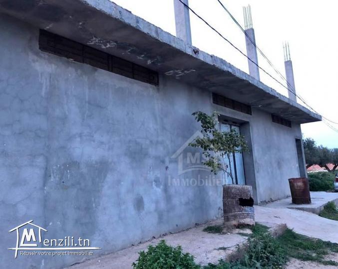 Maison S+2 avec 3 garages à vendre à Korba 51355351