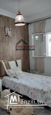 villa avec deux étages à vendre