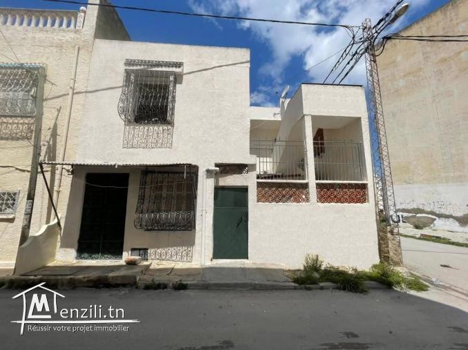 Petite villa bien placée