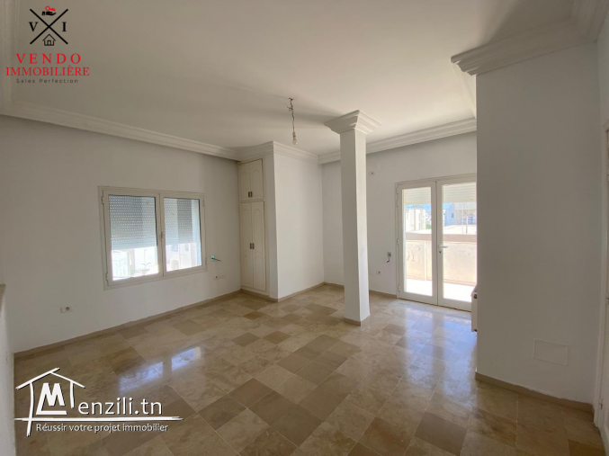 Confort et Calme à Khzema Ouest – Penthouse S+2 Disponible