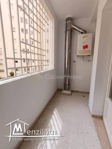 Vente S3 au 1er étage à l'Aouina