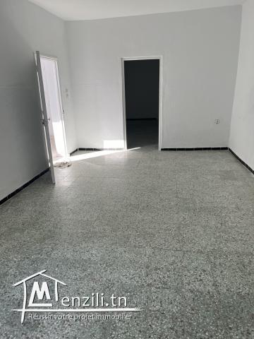 للبيع منزل كبير بالزهروني