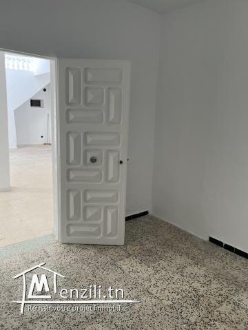 للبيع منزل كبير بالزهروني