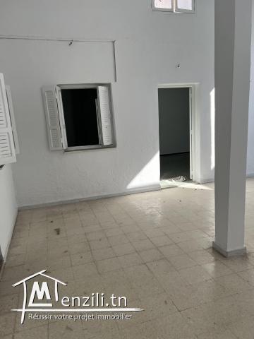 للبيع منزل كبير بالزهروني