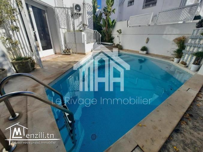 une villa de 500 m2 à la marsa