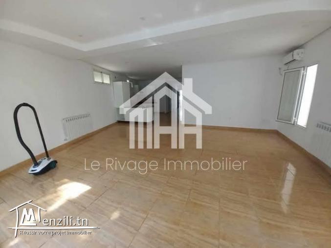 une villa de luxe à louer  à la marsa