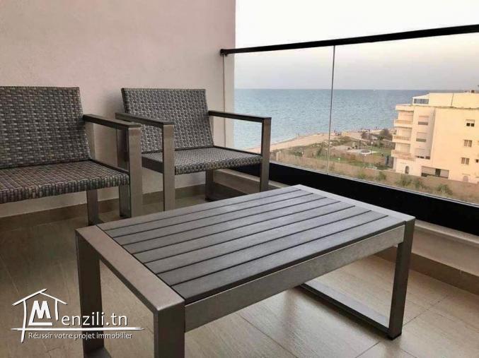 À LOUER – Appartement Pieds dans l’eau à la Résidence Amwej, Chatt Mariem