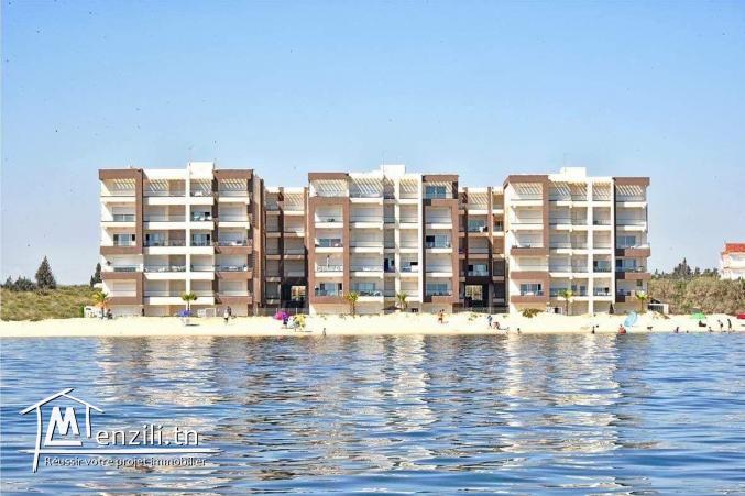 À LOUER – Appartement Pieds dans l’eau à la Résidence Amwej, Chatt Mariem