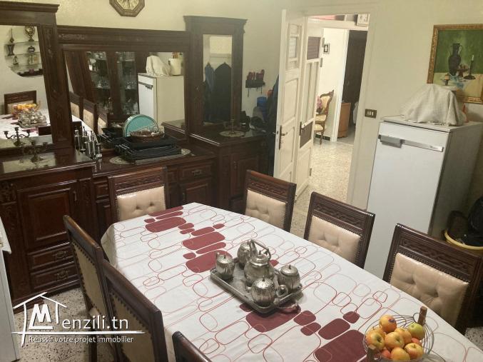 Premier étage d’une villa à vendre à Carthage Yasmina