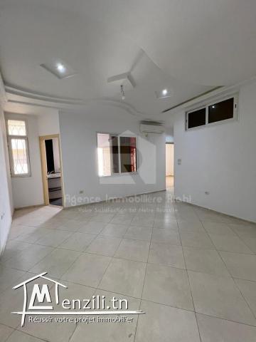 À LOUER | Appartement S+2 non meublé à Cité Ezahra – Bouhsina