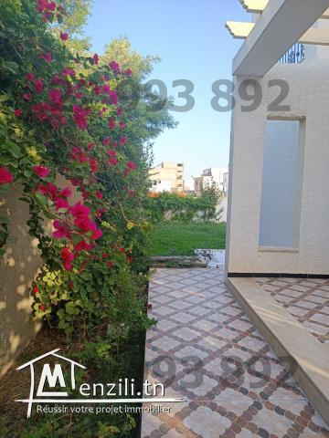 Villa S+3 indépendente 200m du plage Dar allouche/ Kélibia