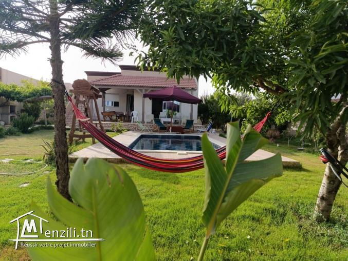 À Louer – Villa avec Piscine Privée à Dar Allouch, Kélibia ????