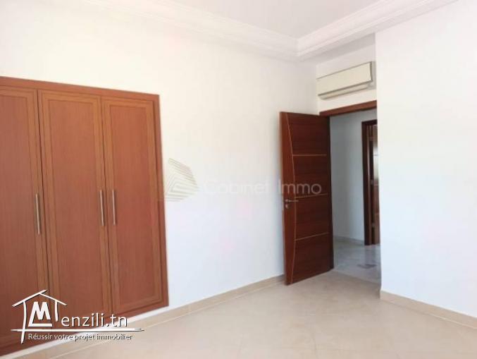 Location S2  de 110 m2 au 1er étage aux Jardins de Carthage
