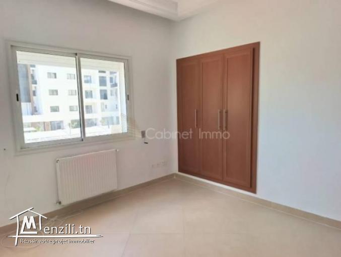 Location S2  de 110 m2 au 1er étage aux Jardins de Carthage