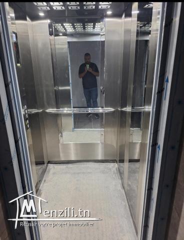 Etage immeuble à usage bureautique