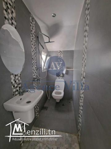 Duplex S+3 avec jardin à Cité Riadh