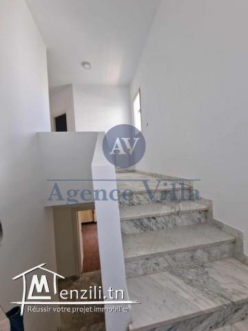 Duplex S+3 avec jardin à Cité Riadh