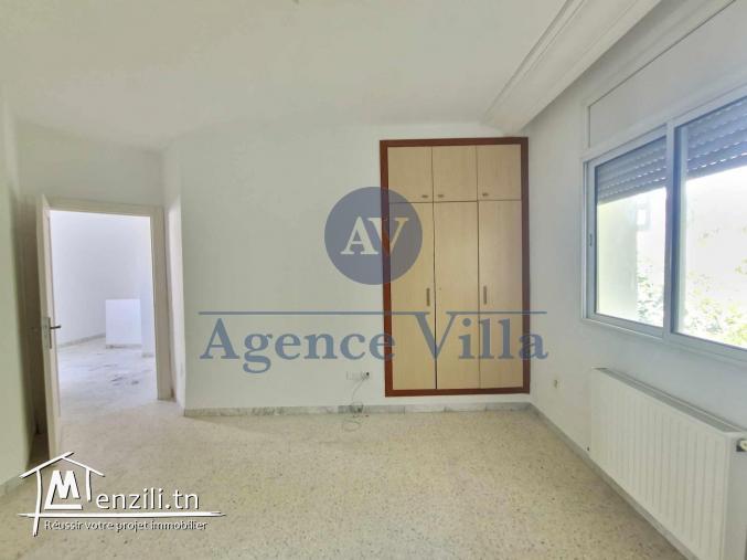 Duplex S+3 avec jardin à Cité Riadh