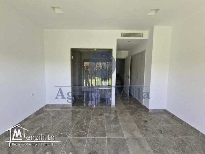 un triplex à la soukra