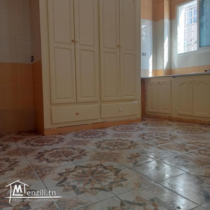 Maison à vendre à Mnihla cité El bassatine Ariana
