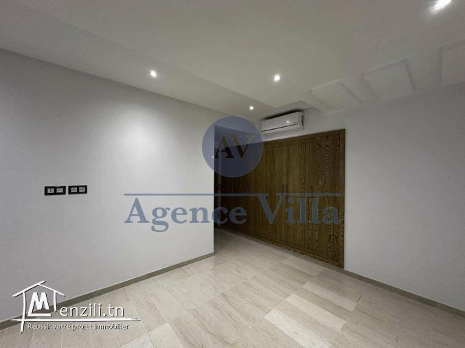 un appartement de 120 m2 à la soukra