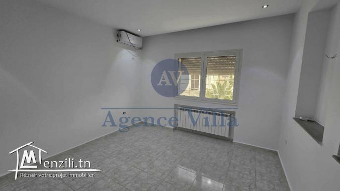 une villa à la soukra avec jardin