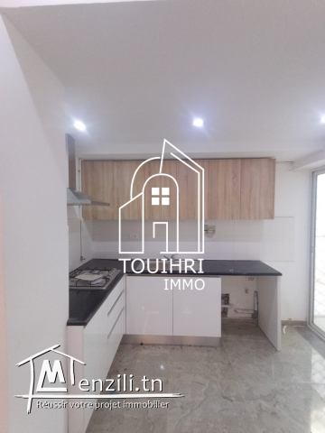 RDC maison s+2 a la soukra