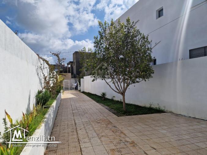 Villa avec jardin et piscine à vendre à Hammamet Sud51355351