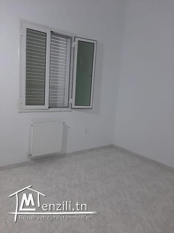 À louer app S+1 à la Goulette