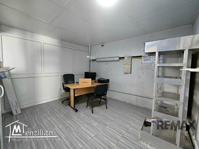 À Louer – Local Commercial Cité Bhar Lazreg