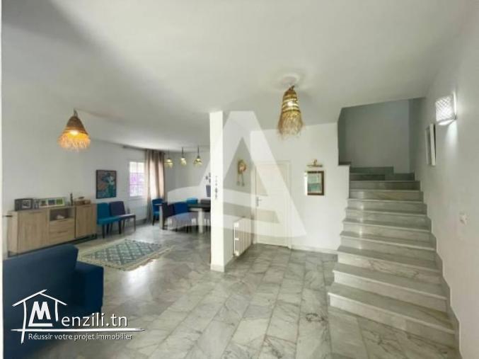 Location d'un duplex avec jardin à la Marsa