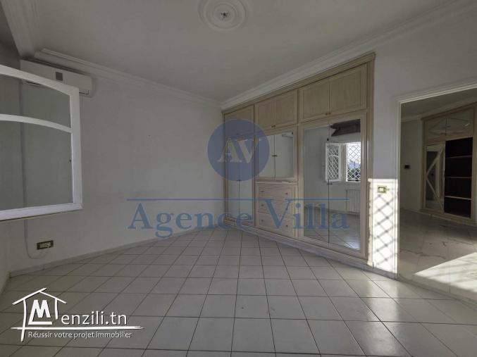 une villa s5 à gammarth supérieur